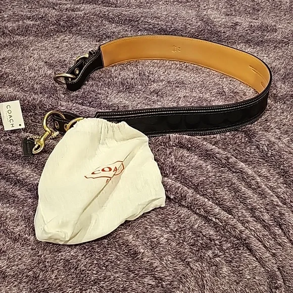 NWT Coach black signature inset belt brass size Small - Picture 1 of 10